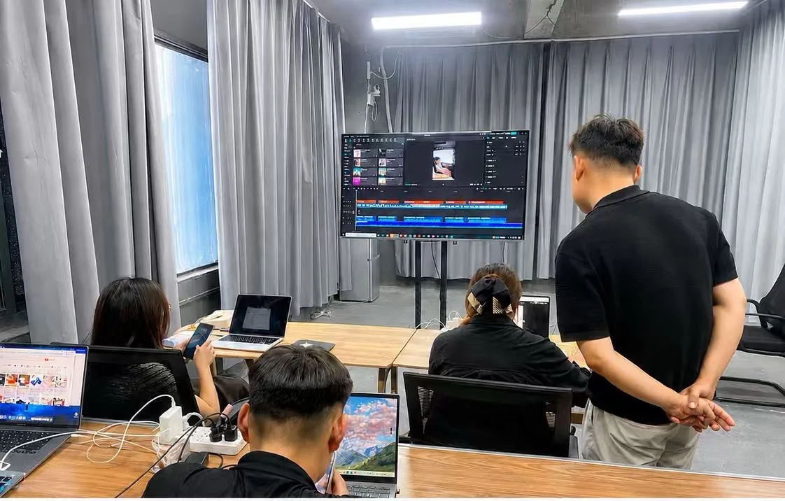 线下课程现场